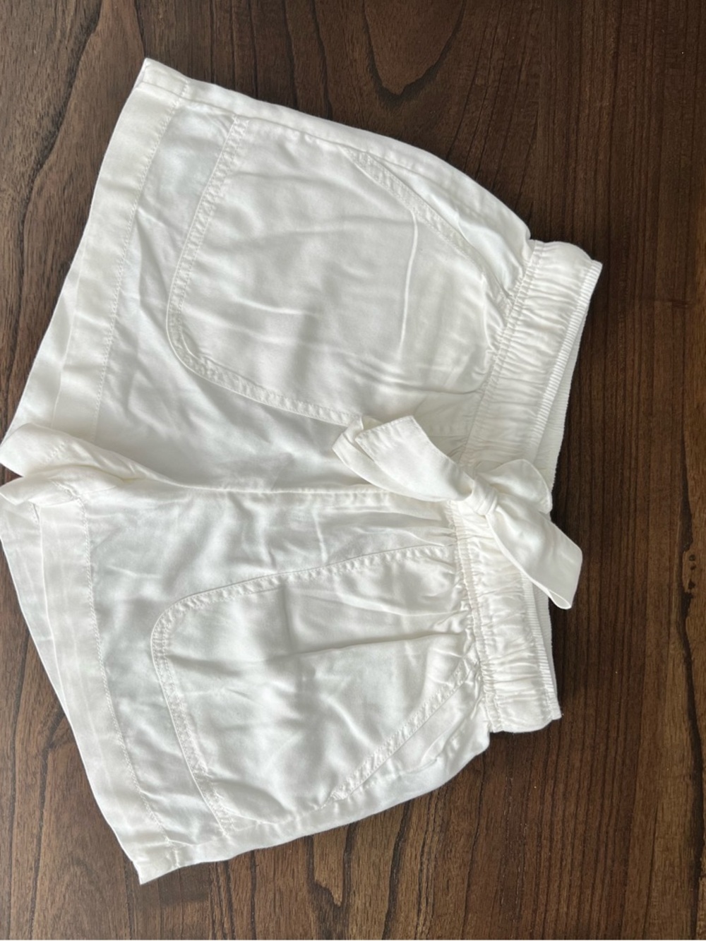 NWOT C&C California White Elastic-Waist Shorts - S - Picture 7 of 7